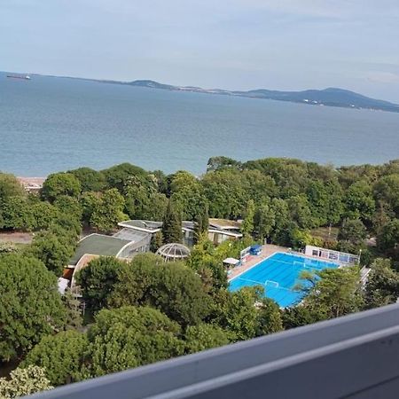 Sea View Flora Lejlighed Burgas City Eksteriør billede
